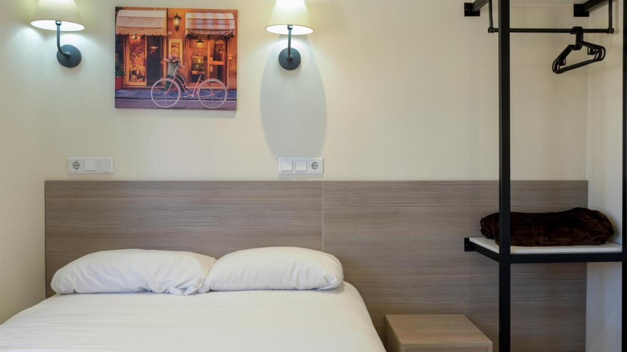 Golden Alcala Guest house