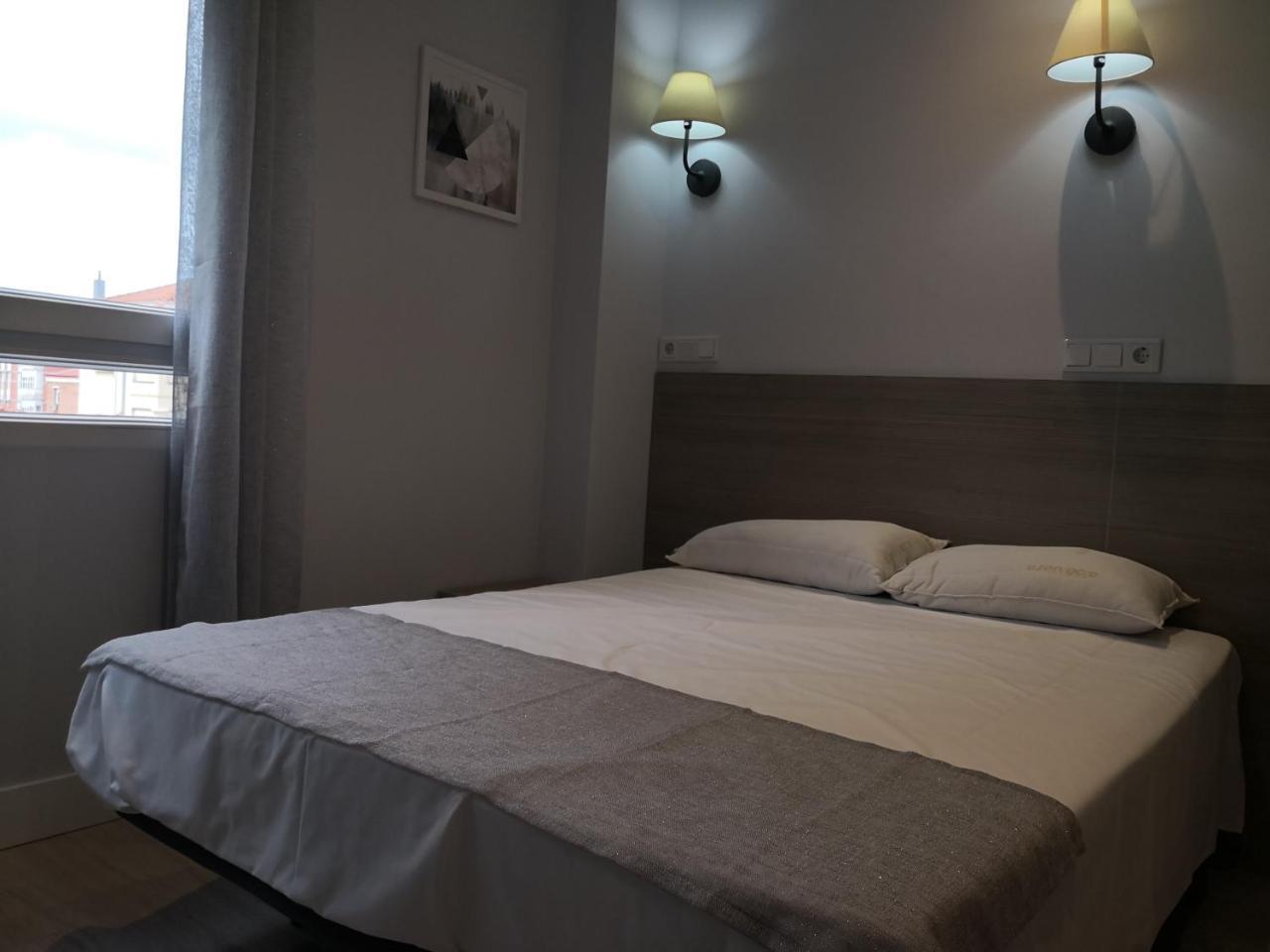 Guest house Golden Alcala Madrid